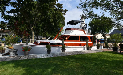 1964 Egg Harbor 37 Convertible Sedan