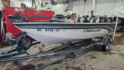 2000 Crestliner 1650 Fish Hawk