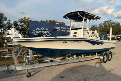 2019 Ranger 2510 Bay Ranger