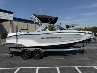 2026 Mastercraft XT22