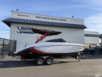 2018 Yamaha 242 X E Series