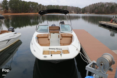 2023 Crownline E235 XS