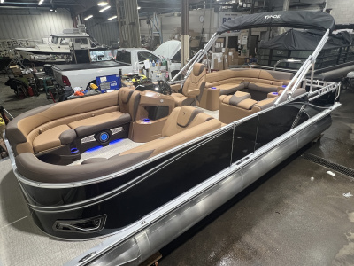 2026 Tahoe LTZ 2385 Elite Cruise Tritoon & Honda 4-Stroke EFI