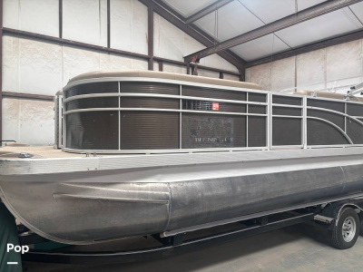 2019 Bennington 22 SSX