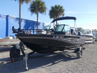 2017 Lowe Fishing Machine 1710 Pro Series