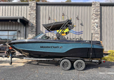 2026 Mastercraft Xt23