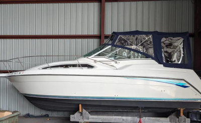 1995 Carver 250 Express