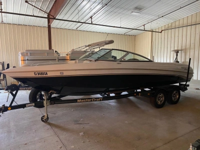 2002 Mastercraft 230