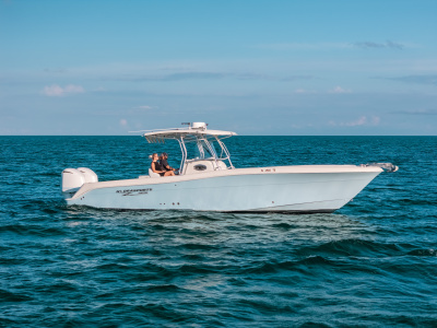 2005 Hydra Sports 3300 Vector CC