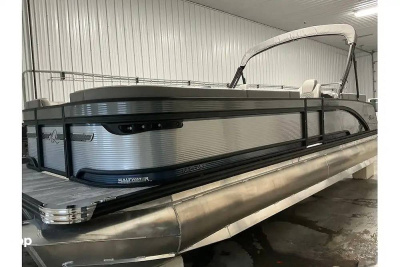 2023 Qwest M-CLASS 8524 RLS-RTZ