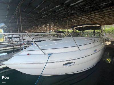 2005 Rinker Fiesta Vee 320