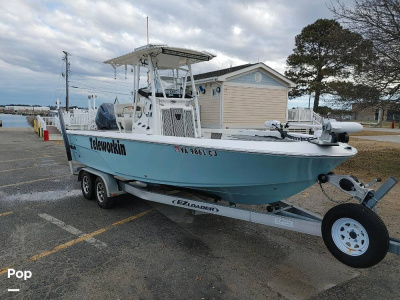 2020 Wellcraft Bay 221