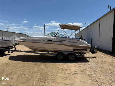 2002 Hurricane 217SD