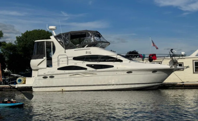 2006 Cruisers 385 Motoryacht