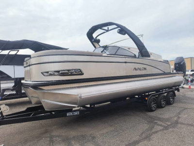 2026 Avalon Twin Engine Luxury Pontoon Excalibur LTD 2585 Twin