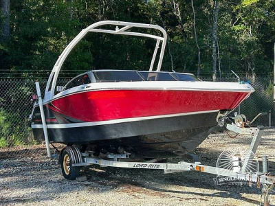 2017 Four Winns 190 SS