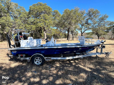 2023 Hells Bay Professional