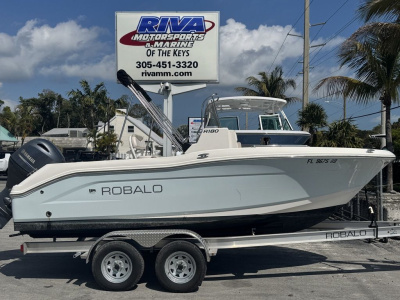 2016 Robalo R180