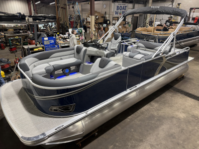 2026 Tahoe LTZ 2385 Swingback (VRB) Tritoon & Honda 4-Stroke EFI