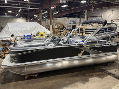 2026 Tahoe LTZ 2385 Elite Windshield Tritoon & 300HP Honda Mclaren Performance 4-Stroke