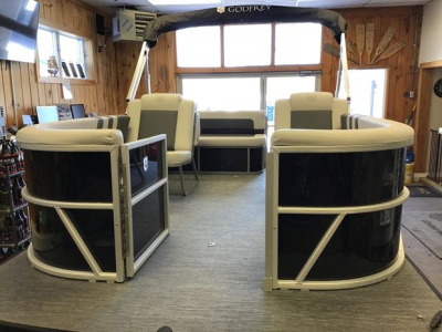 2023 Godfrey Mighty G 1476 C