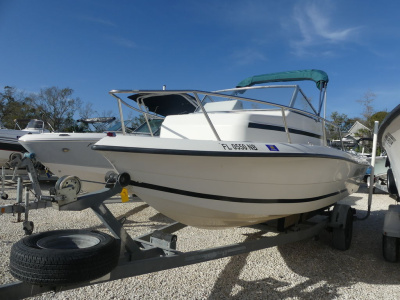 1998 Sea Pro CUDDY WALKAROUND