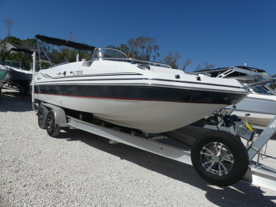 2013 Hurricane SunDeck Sport SS 231 OB