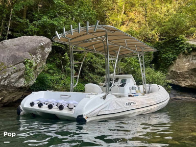 2010 Nautica 18.6' Wide Body