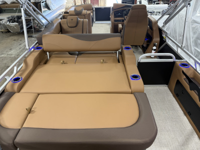 2026 Tahoe LTZ 2385 VRB 200HP Swingback Tritoon