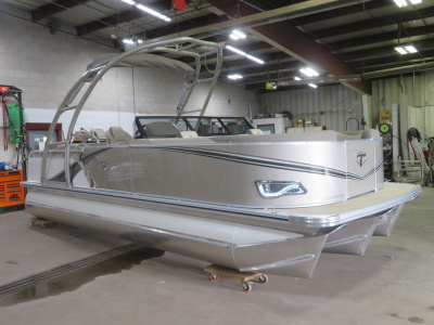 2024 Tahoe LTZ 2385 Elite Windshield 250HP Tritoon