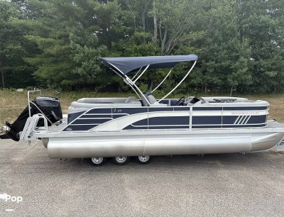 2023 Bennington 23LFB