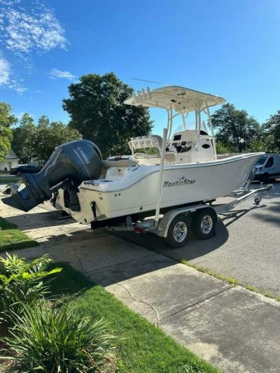 2022 Nautic Star 2302 Legacy