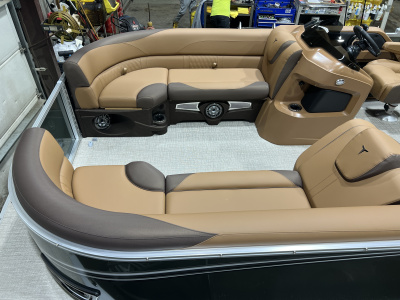 2026 Tahoe LTZ 2385 Elite 200HP Tritoon