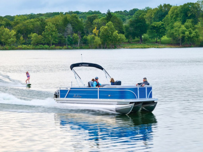 2026 Sun Tracker Party Barge® 22 RF XP3