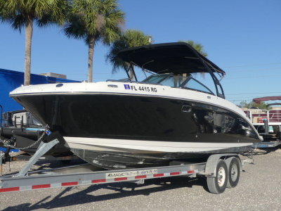 2017 Sea Ray SDX 270