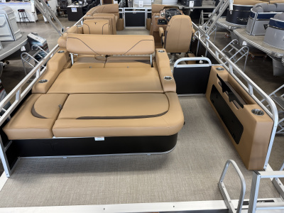 2026 Tahoe Sport 2385 Swingback (VRB) & Honda 4-Stroke EFI