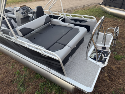 2026 Tahoe Sport 2180 Swingback (VRB) & Honda 4-Stroke EFI