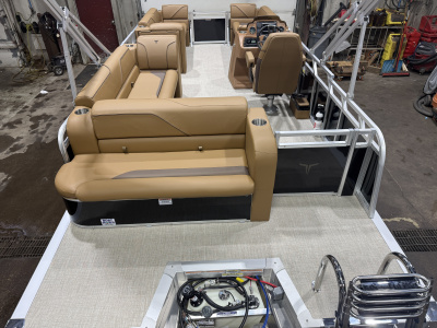 2026 Tahoe Sport 2180 CRB 100HP Cruise Rear Bench