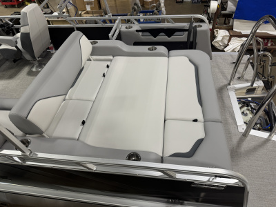 2026 Tahoe Sport 2180 Swingback (VRB) & Honda 4-Stroke EFI