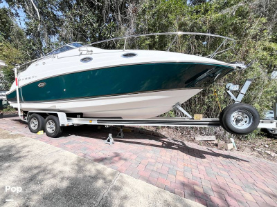 2002 Regal 2665 Commodore
