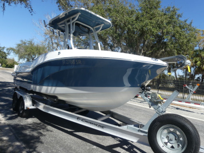2020 Finseeker 230 Center Console
