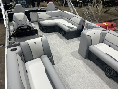 2026 Tahoe Sport 2185 Rear Fish & Honda 4-Stroke EFI