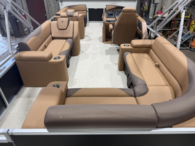 2026 Tahoe LTZ 2385 Elite Cruise & Honda 4-Stroke EFI