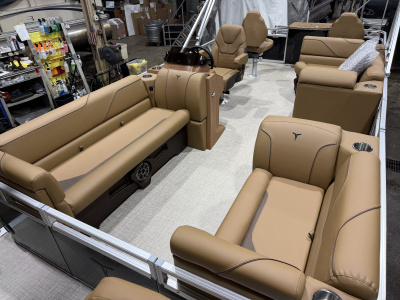 2026 Tahoe Sport 23E80 Fish & Cruise Pontoon & Honda 4-Stroke EFI