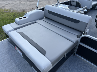 2026 Princecraft Vectra 23 RL SS Swingback Pontoon & Mercury 4-Stroke EFI