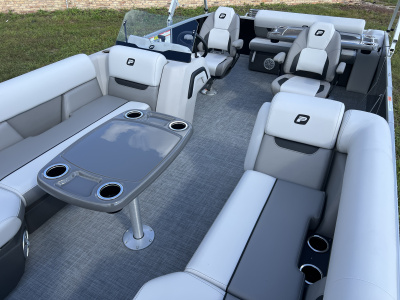 2026 Princecraft Vectra 23 RL SS Swingback Pontoon & Mercury 4-Stroke EFI