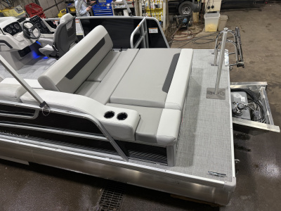 2026 Princecraft Vectra 23 RL Long Lounge Swingback Tritoon & Mercury 4-Stroke EFI