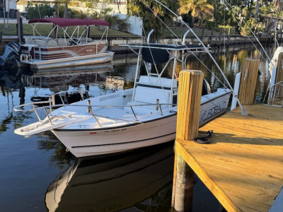 1993 Robalo 23 Center Console