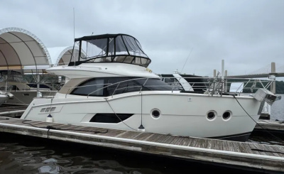 2014 Carver 40 Command Bridge