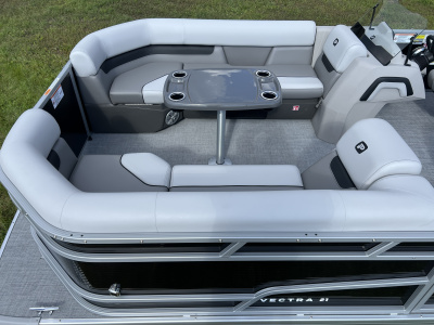 2026 Princecraft Vectra 21 Cruise Lounge Pontoon & Mercury 4-Stroke EFI
